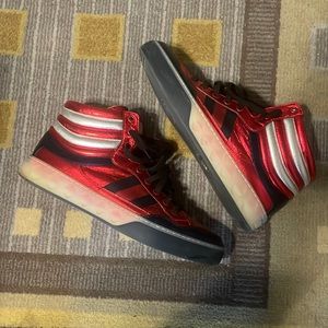 Gucci sneakers. Great condition. Inserts are missing